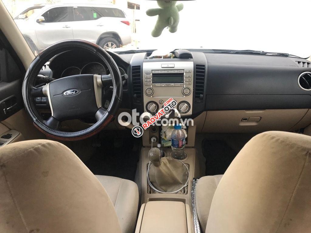 Bán ô tô Ford Everest MT đời 2008, màu bạc, 300tr-4