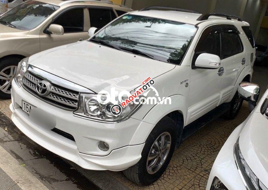 Bán Toyota Fortuner 2.7V TRD 4x2 đời 2011, màu trắng-3