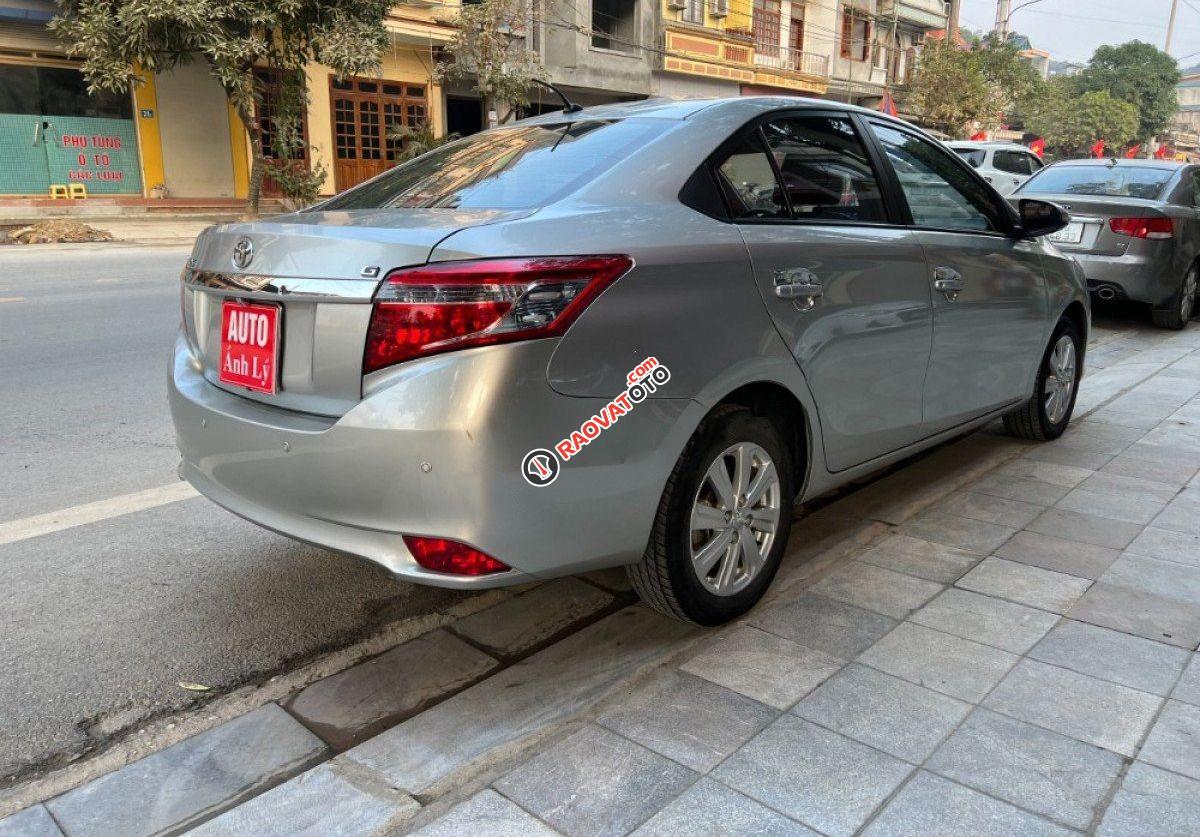 Cần bán gấp Toyota Vios 1.5G sản xuất 2014, màu bạc-7