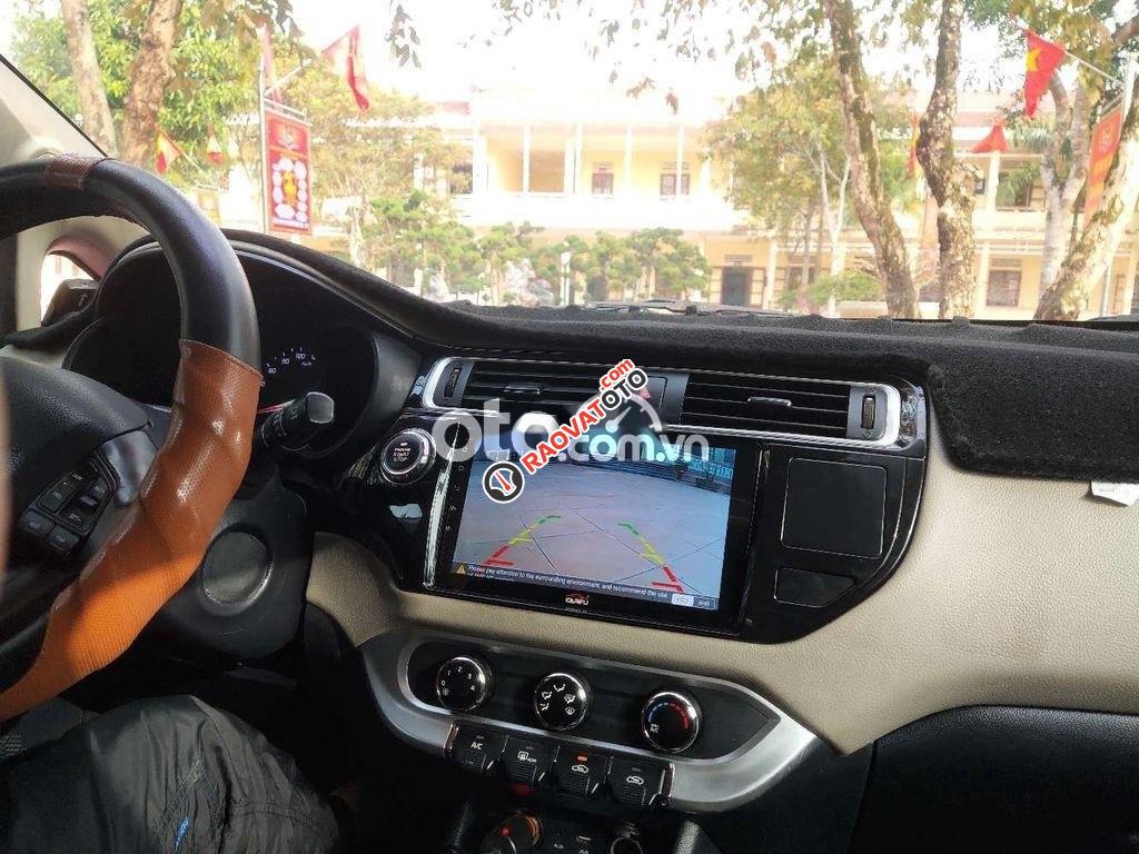 Bán ô tô Kia Rio AT đời 2016, màu trắng, nhập khẩu, 385 triệu-11