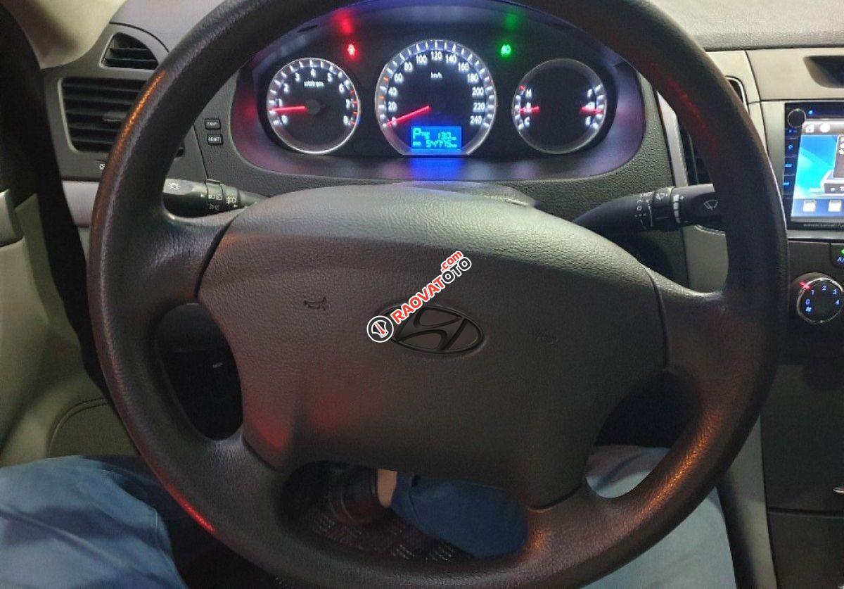 Cần bán xe Hyundai Sonata 2.0AT 2009, màu xám, nhập khẩu nguyên chiếc, giá chỉ 320 triệu-6