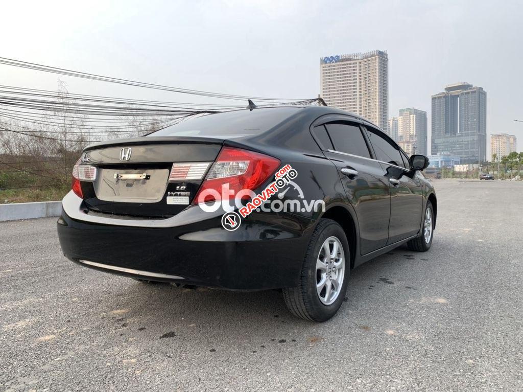 Bán Honda Civic 1.8AT sản xuất năm 2015, màu đen-6