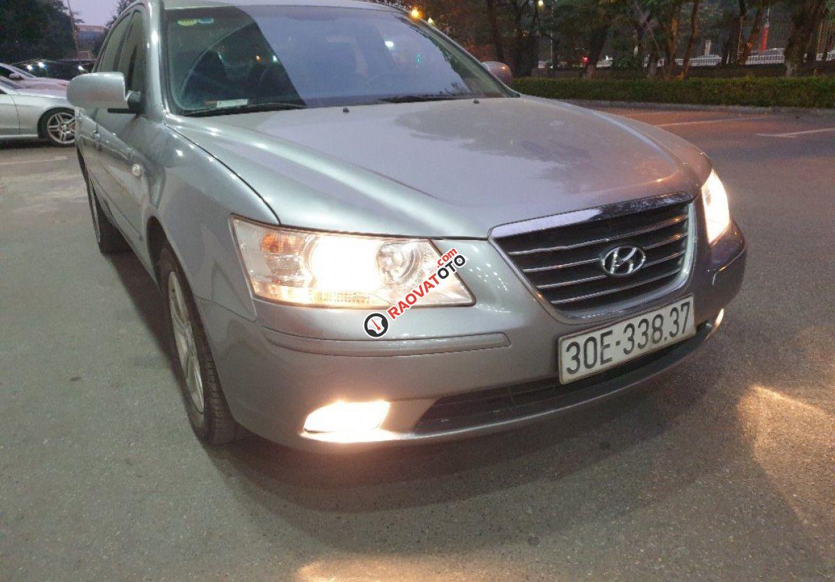 Cần bán xe Hyundai Sonata 2.0AT 2009, màu xám, nhập khẩu nguyên chiếc, giá chỉ 320 triệu-1