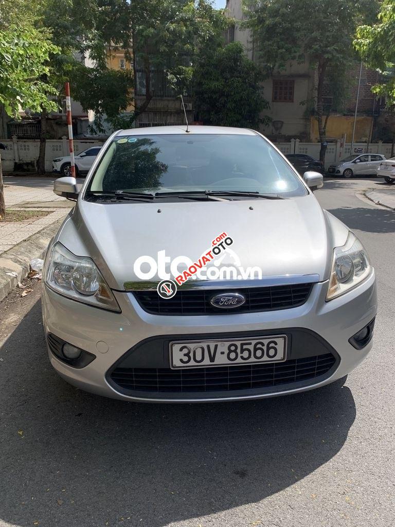 Bán xe Ford Focus 1.8AT sản xuất 2009, màu bạc xe gia đình, 290 triệu-0