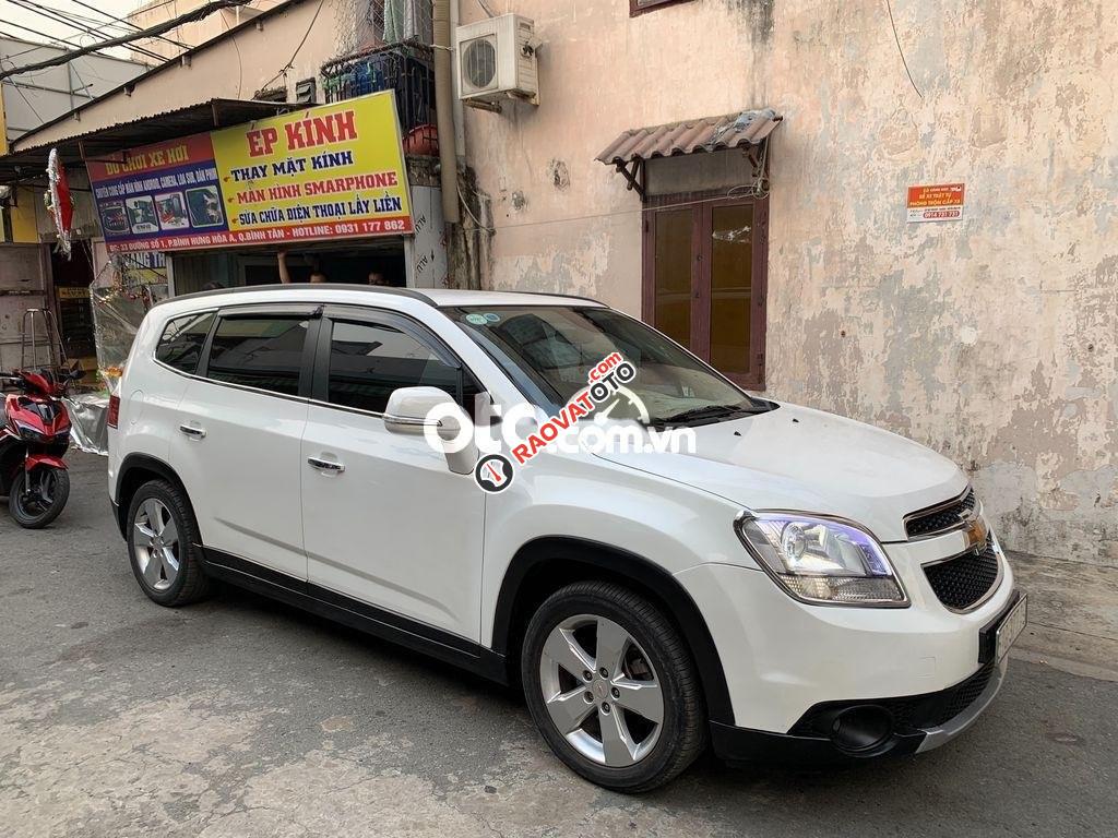 Cần bán lại xe Chevrolet Orlando LT sản xuất năm 2017, màu trắng-8