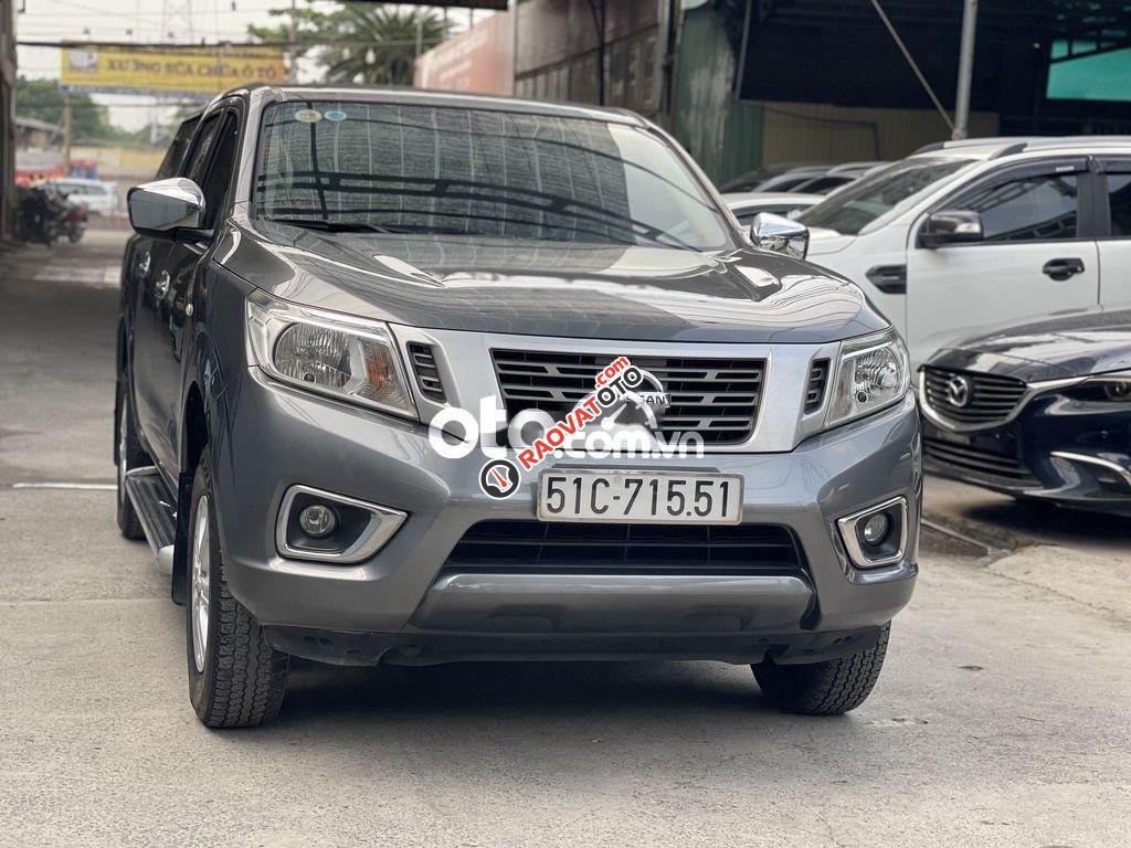 Cần bán xe Nissan Navara E đời 2015, màu xám, nhập khẩu nguyên chiếc -8