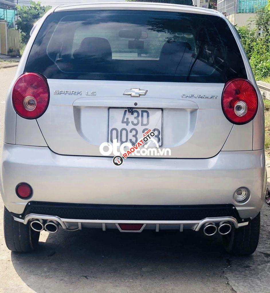 Cần bán Chevrolet Spark MT sản xuất năm 2011, màu bạc, xe nhập -4