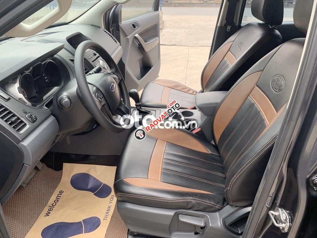 Bán Ford Ranger XLS AT đời 2017, màu xám, nhập khẩu  -1