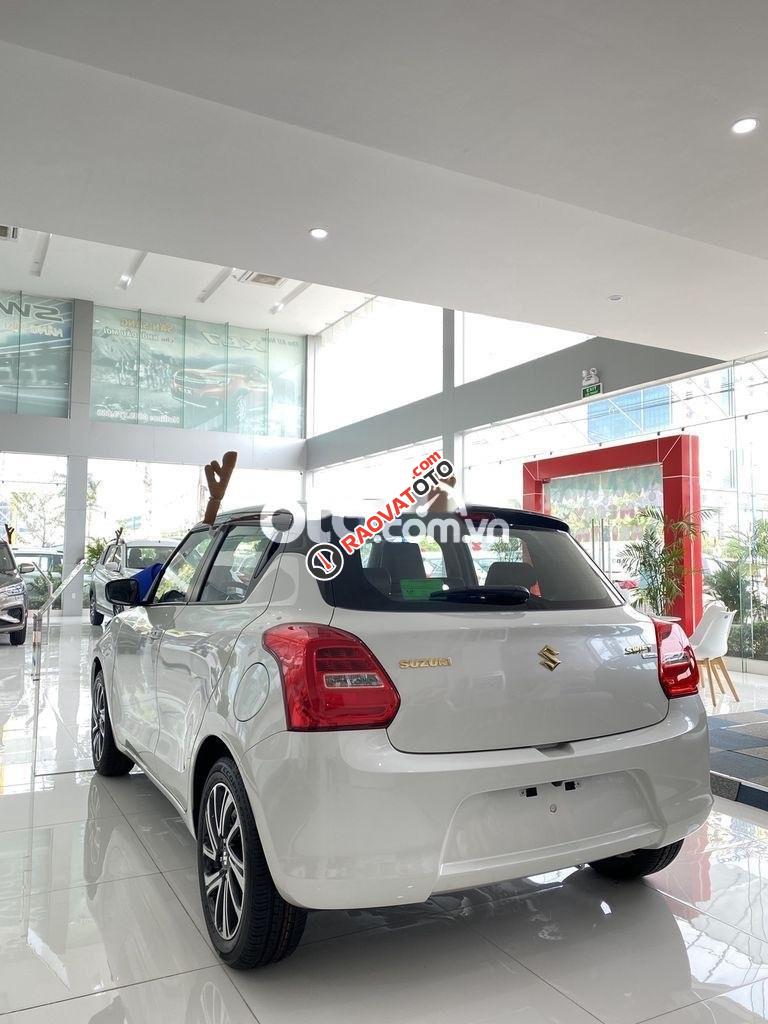 Bán Suzuki Swift AT sản xuất 2021, màu trắng, nhập khẩu-0