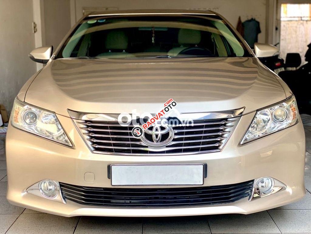 Cần bán lại xe Toyota Camry 2.0E năm 2012, giá chỉ 550 triệu-0