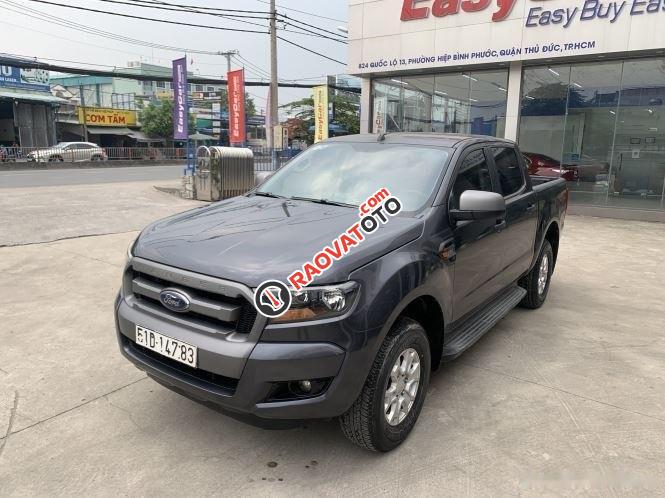 Cần bán Ford Ranger XLS 2.2L 4x2 AT sản xuất 2017, màu xám-1