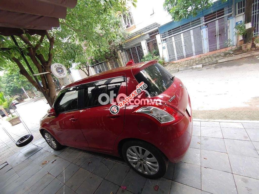 Bán Suzuki Swift AT năm 2014, màu đỏ giá cạnh tranh-4