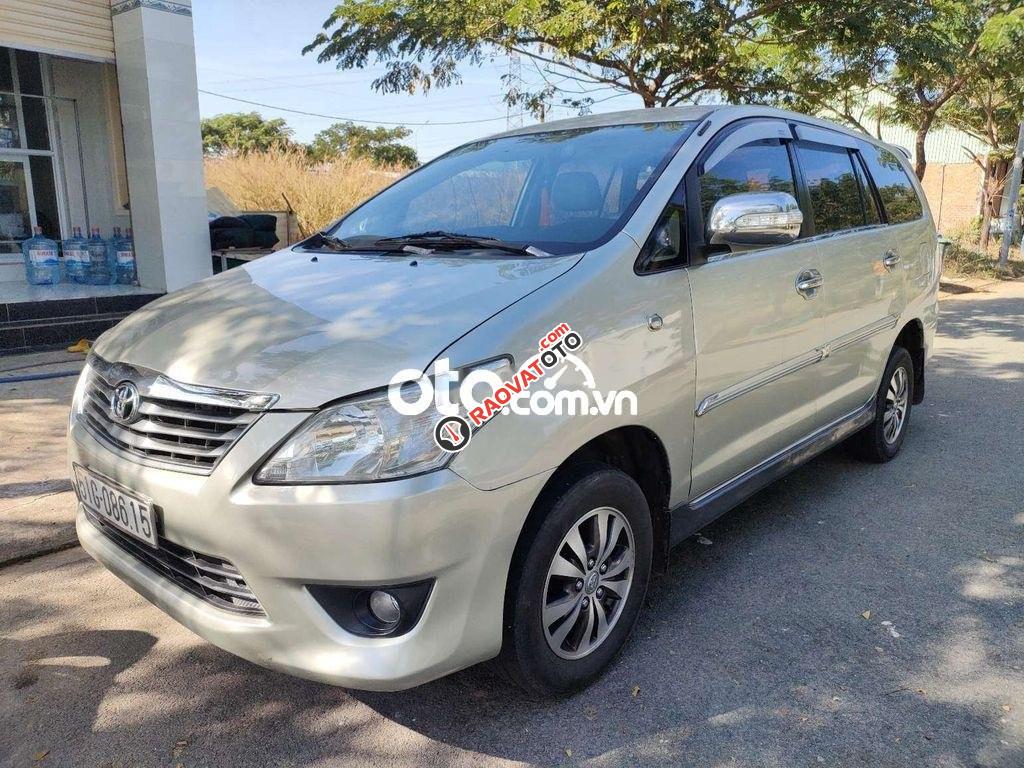 Bán Toyota Innova G đời 2012, màu bạc, giá 275tr-6