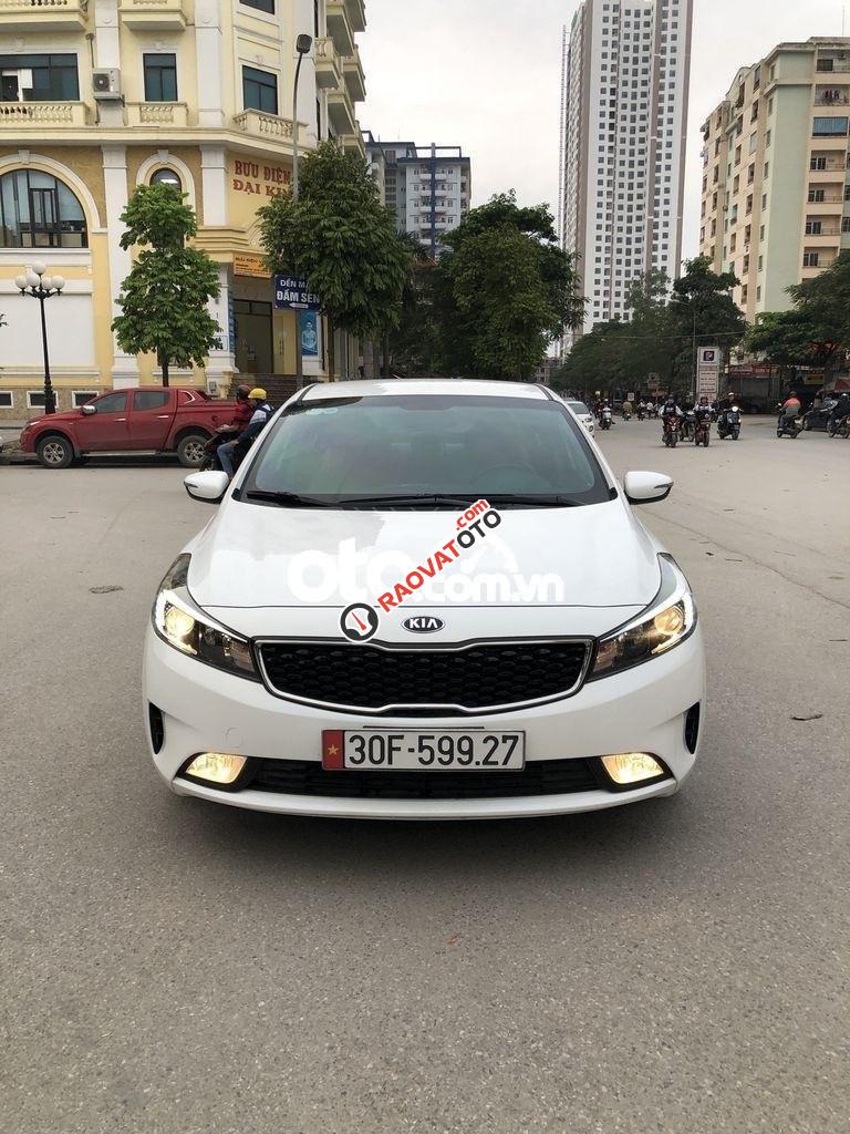 Bán ô tô Kia Cerato MT đời 2017, màu trắng, nhập khẩu nguyên chiếc xe gia đình-5