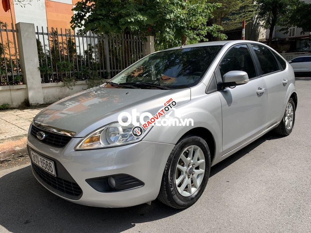 Bán xe Ford Focus 1.8AT sản xuất 2009, màu bạc xe gia đình, 290 triệu-1