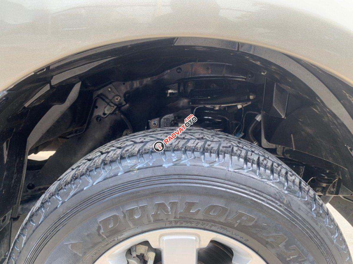 Cần bán gấp Ford Ranger XLS MT đời 2014, nhập khẩu Thái -6