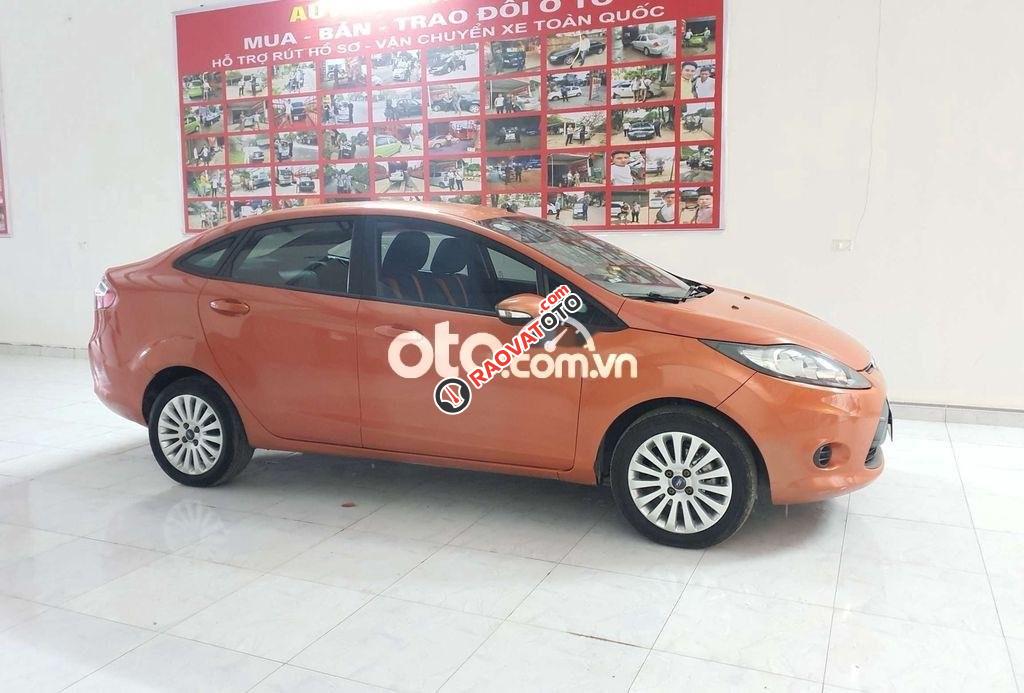 Bán Ford Fiesta AT đời 2011 chính chủ-0