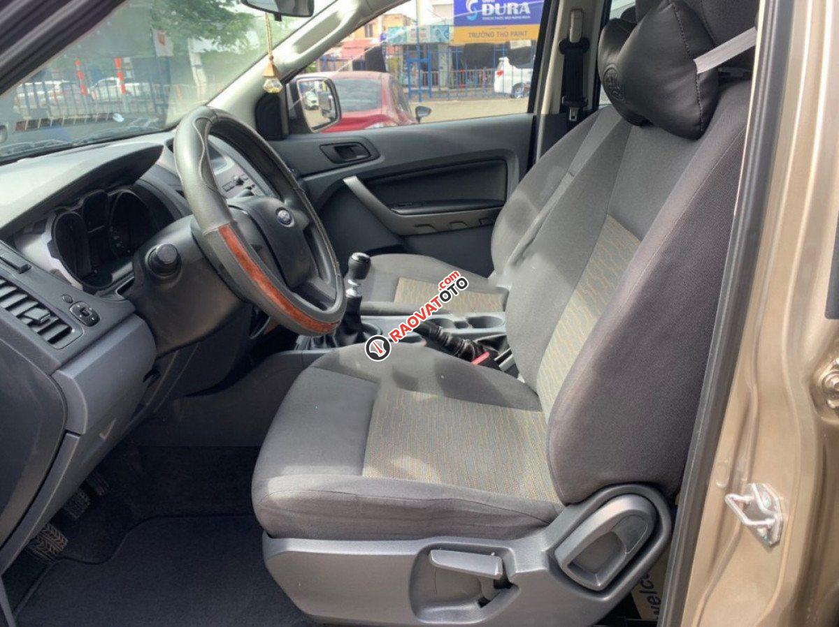 Cần bán gấp Ford Ranger XLS MT đời 2014, nhập khẩu Thái -1