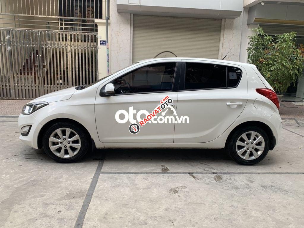 Xe Hyundai i20 1.4 năm 2014, màu trắng, xe nhập, 328tr-0