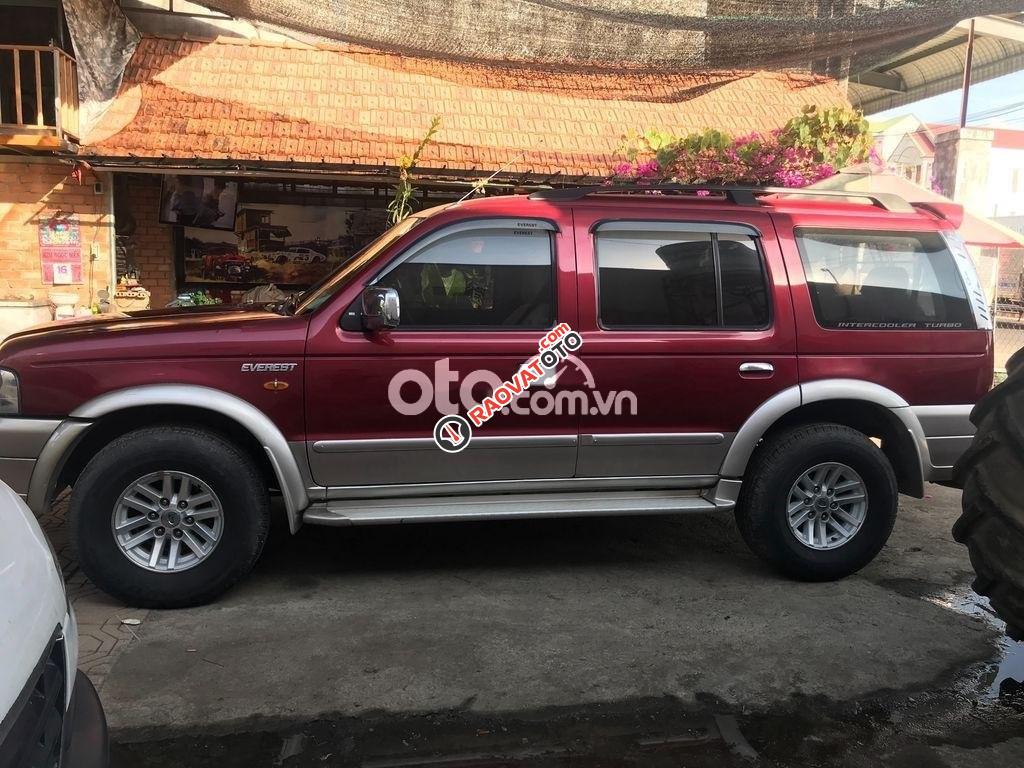 Cần bán xe Ford Everest MT năm 2005, màu đỏ, xe nhập-0