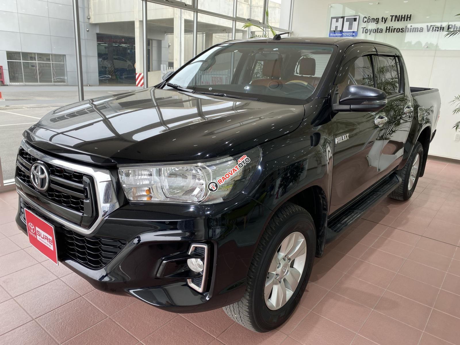 Cần bán gấp Toyota Hilux E đăng ký 2019 chính chủ giá 618tr-0
