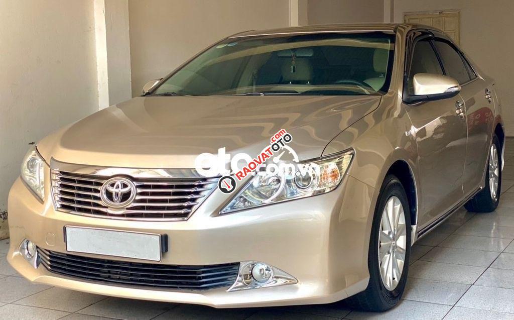 Cần bán lại xe Toyota Camry 2.0E năm 2012, giá chỉ 550 triệu-1