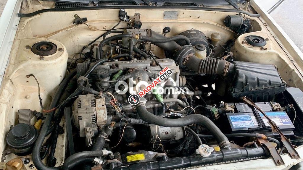 Cần bán gấp Toyota Corona năm 1984, màu trắng, nhập khẩu nguyên chiếc, giá chỉ 45 triệu-2