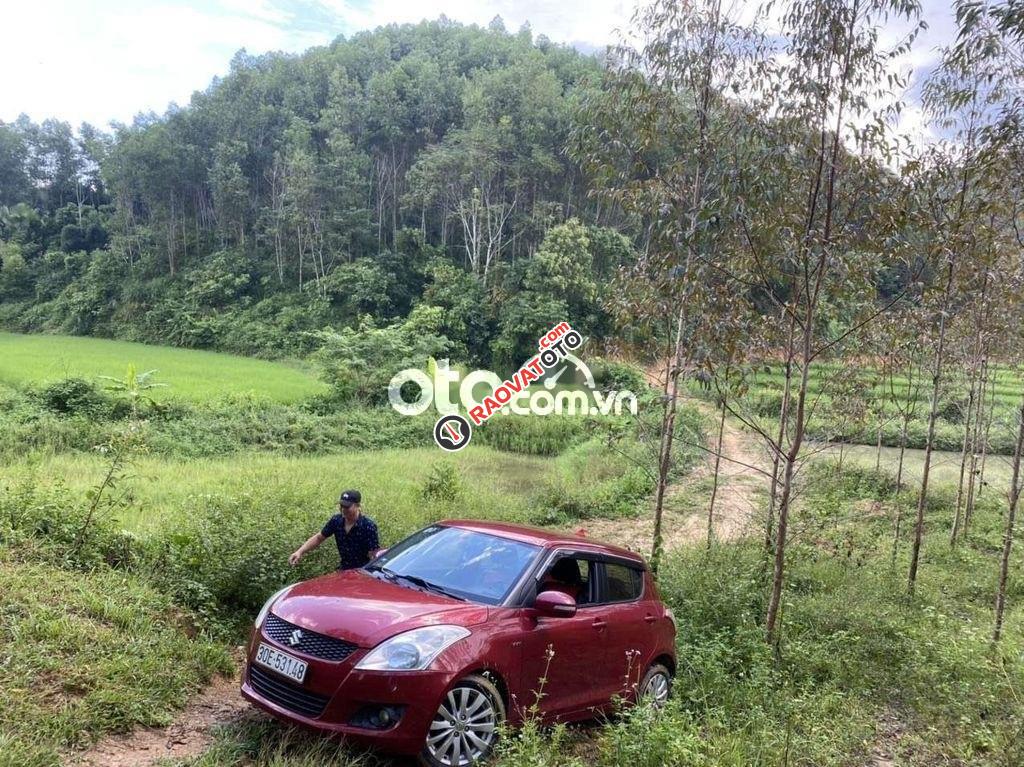 Bán Suzuki Swift AT năm 2014, màu đỏ giá cạnh tranh-0