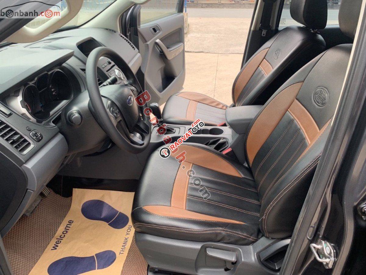 Bán ô tô Ford Ranger XLS 2.2L 4x2 AT năm 2017, màu xám, nhập khẩu Thái Lan-6