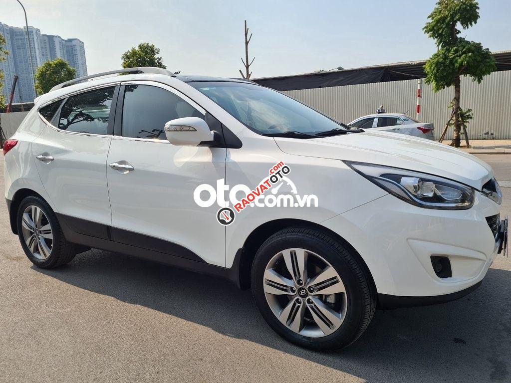 Bán xe Hyundai Tucson 2.0AT năm sản xuất 2014, nhập khẩu, 585tr-3