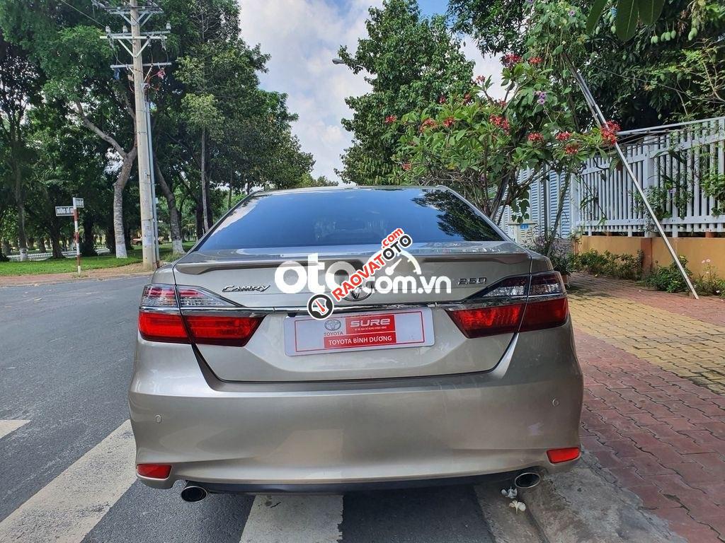 Cần bán lại xe Toyota Camry 2.5Q năm sản xuất 2015-7