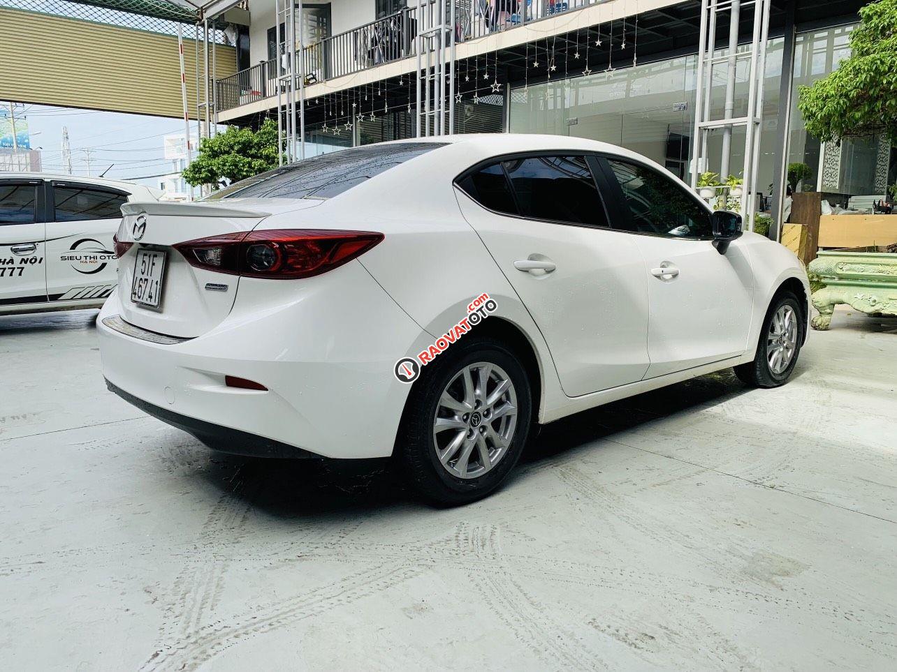 Cần bán lại xe Mazda 3 1.5 Sedan năm sản xuất 2017, giá tốt-2
