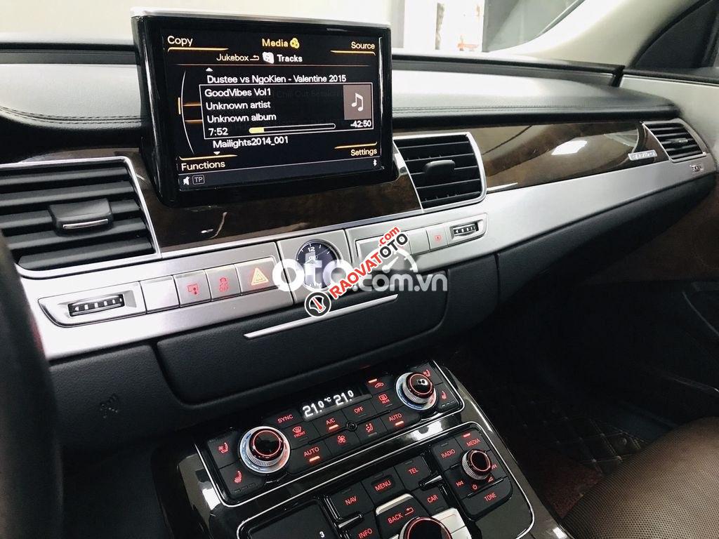 Cần bán lại xe Audi A8 4.0T sản xuất năm 2014, màu trắng, xe nhập-6