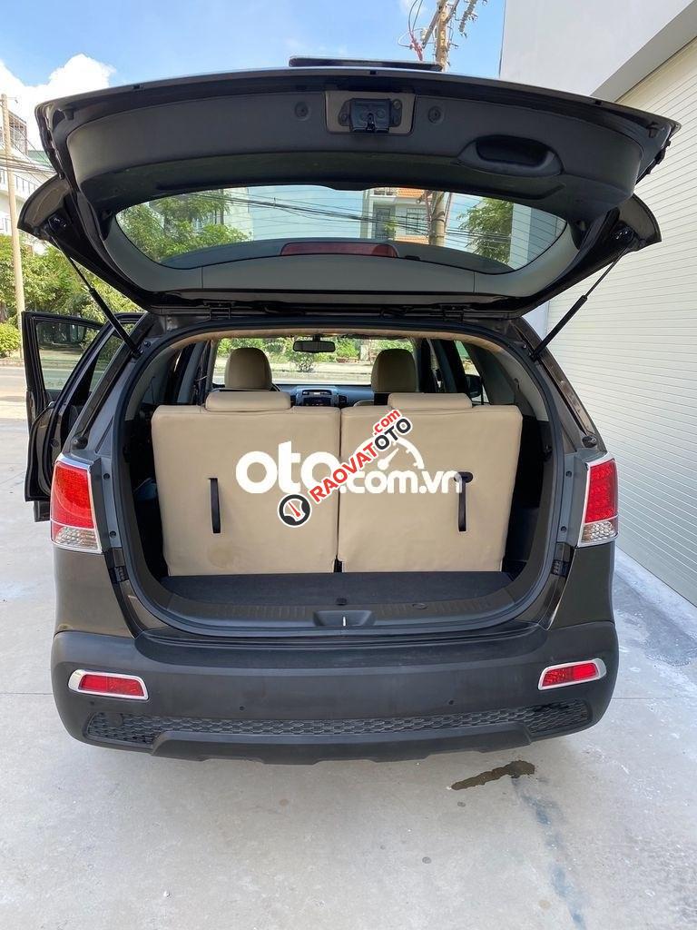 Cần bán lại xe Kia Sorento 2.4 AT năm 2013, màu nâu, xe nhập-6