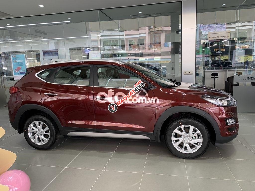 Bán xe Hyundai Tucson AT năm sản xuất 2021, màu đỏ-5