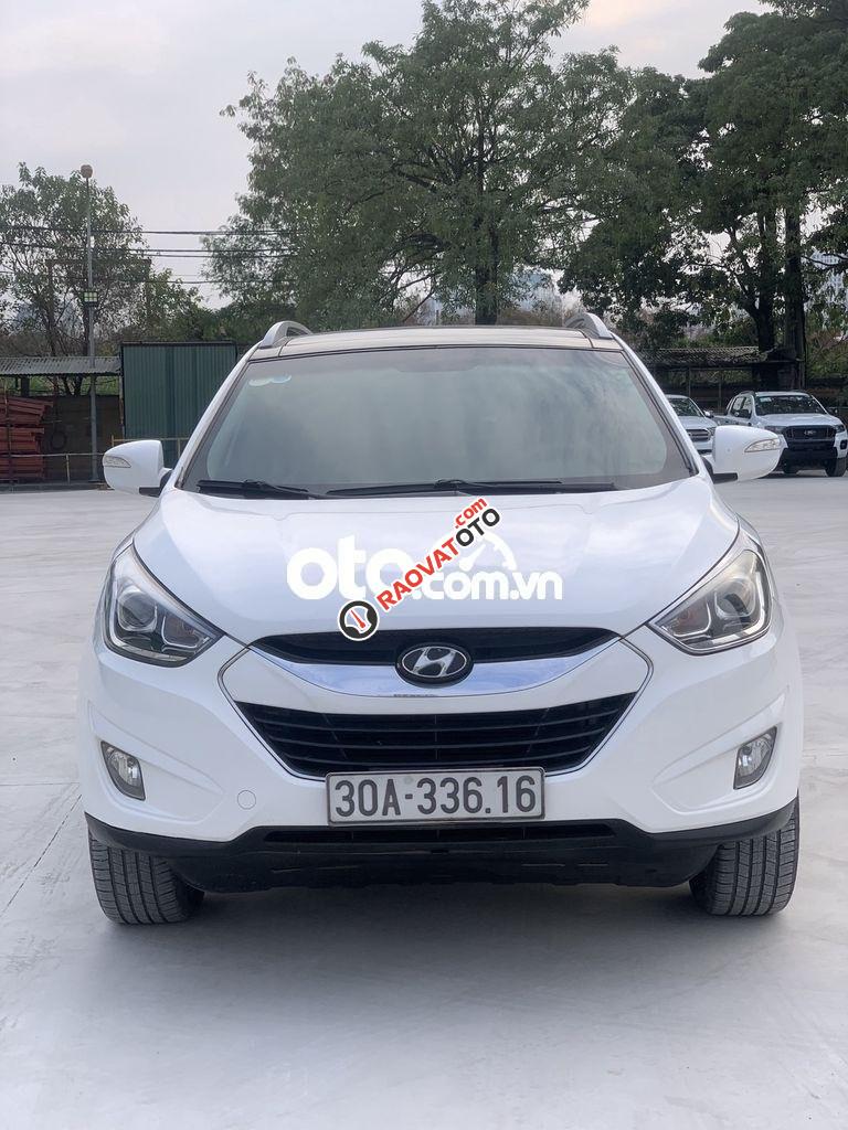 Bán ô tô Hyundai Tucson 2.0AT năm sản xuất 2014, màu trắng còn mới, 585 triệu-10