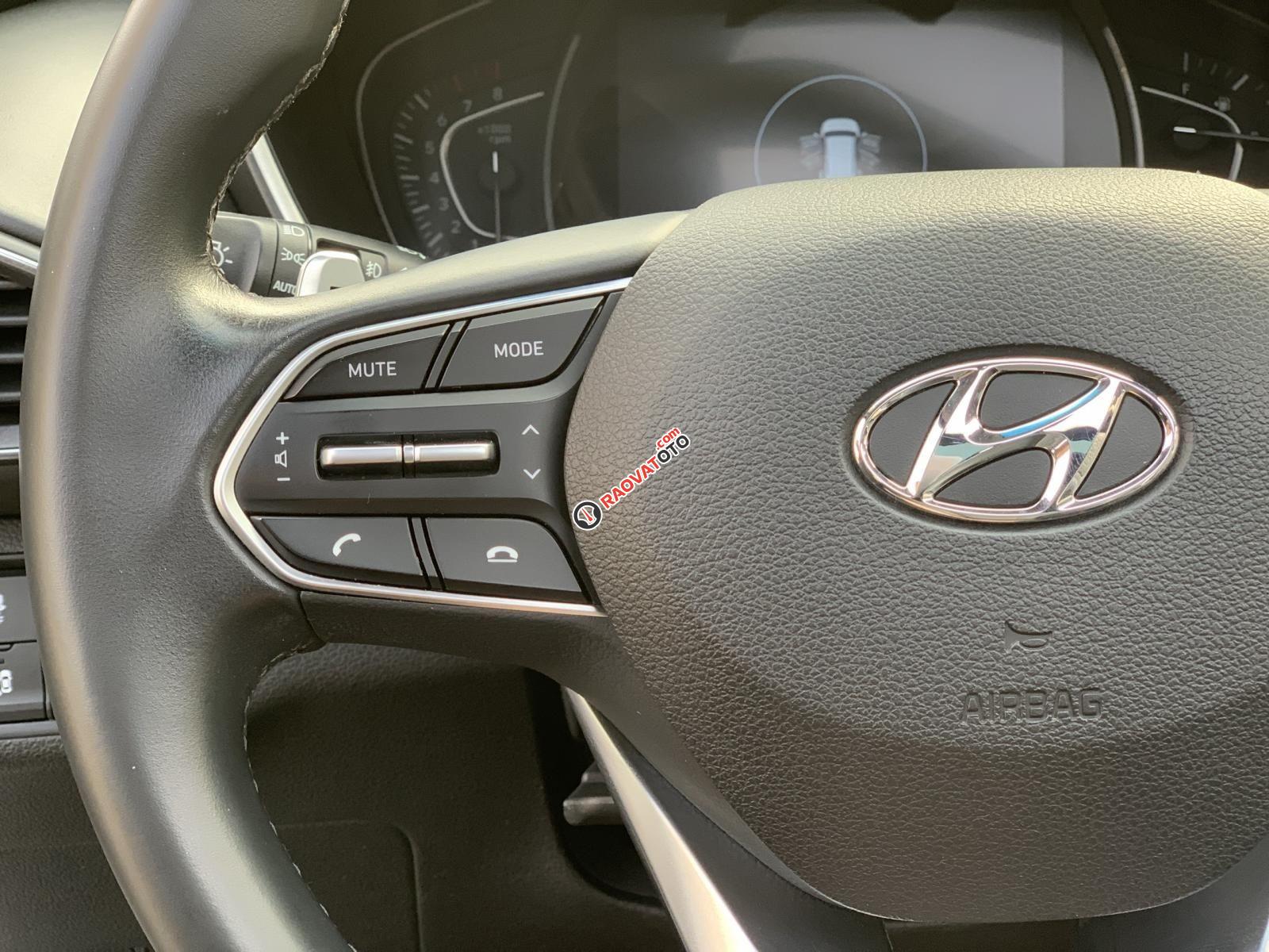 Hyundai Santa Fe 2.4L 4WD 2019-12