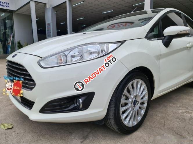 Cần bán gấp Ford Fiesta 1.5L AT Sport đời 2017, màu trắng giá cạnh tranh-0