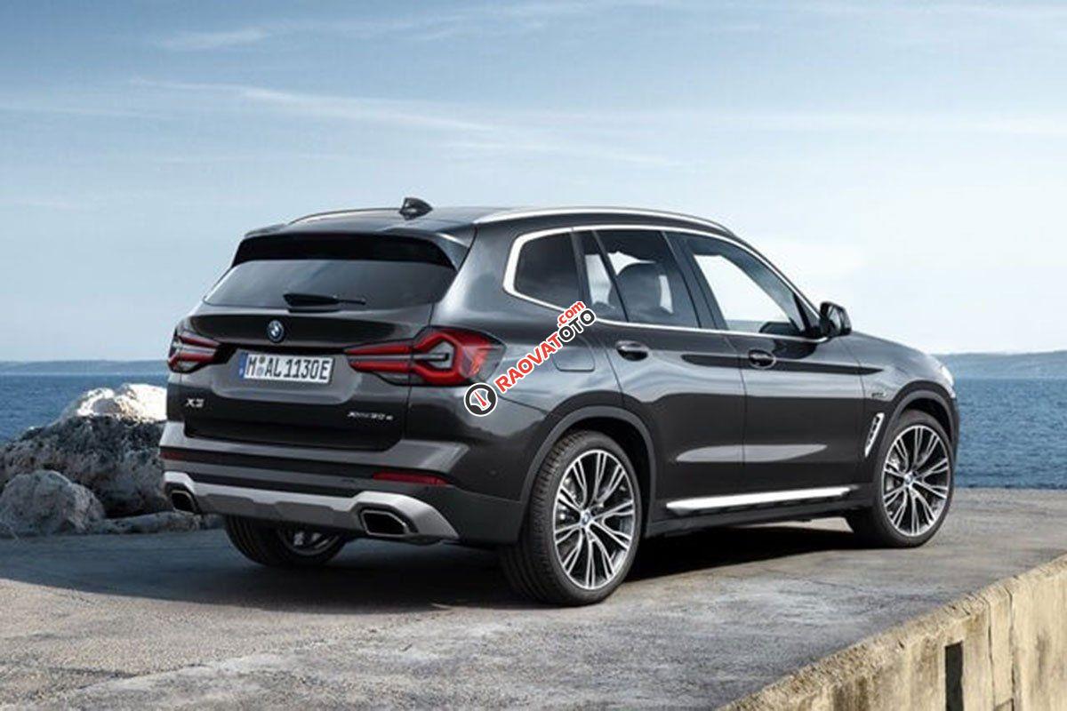 Bán xe BMW X3 xDrive20i năm sản xuất 2021 - thể hiện vẻ ngoài thể thao và năng động-8