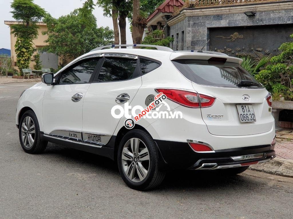 Cần bán gấp Hyundai Tucson AT năm 2014, màu trắng, nhập khẩu nguyên chiếc-8