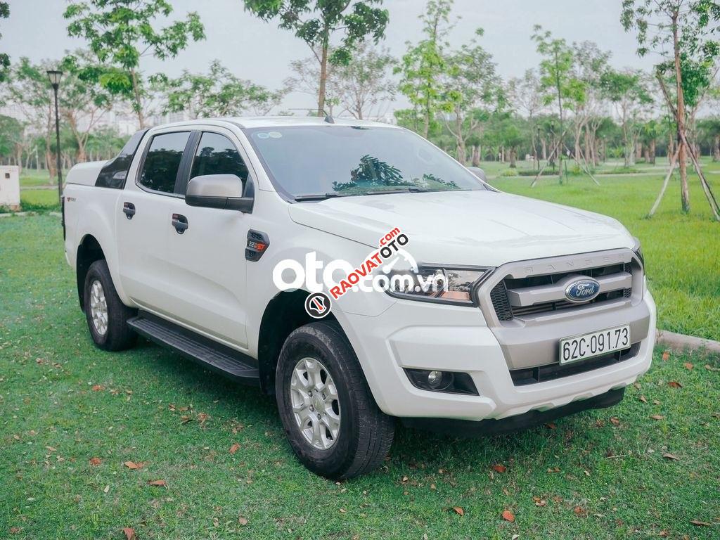 Bán Ford Ranger XLS MT năm 2017, màu trắng, xe nhập  -8