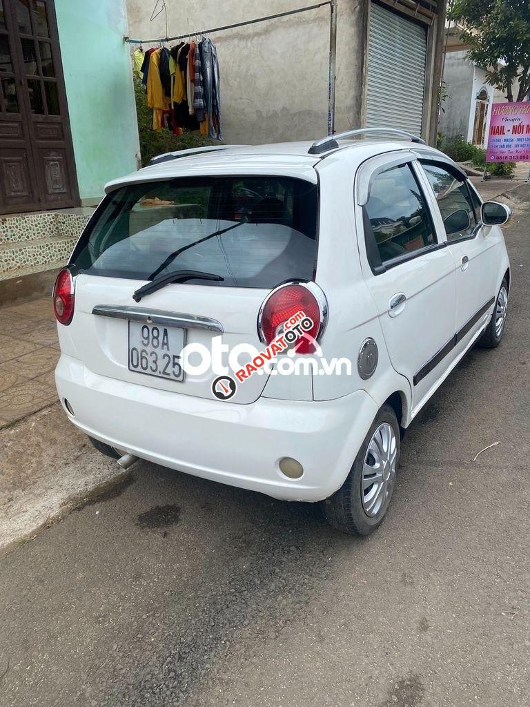 Cần bán gấp Chevrolet Spark MT sản xuất 2009, màu trắng còn mới giá cạnh tranh-3