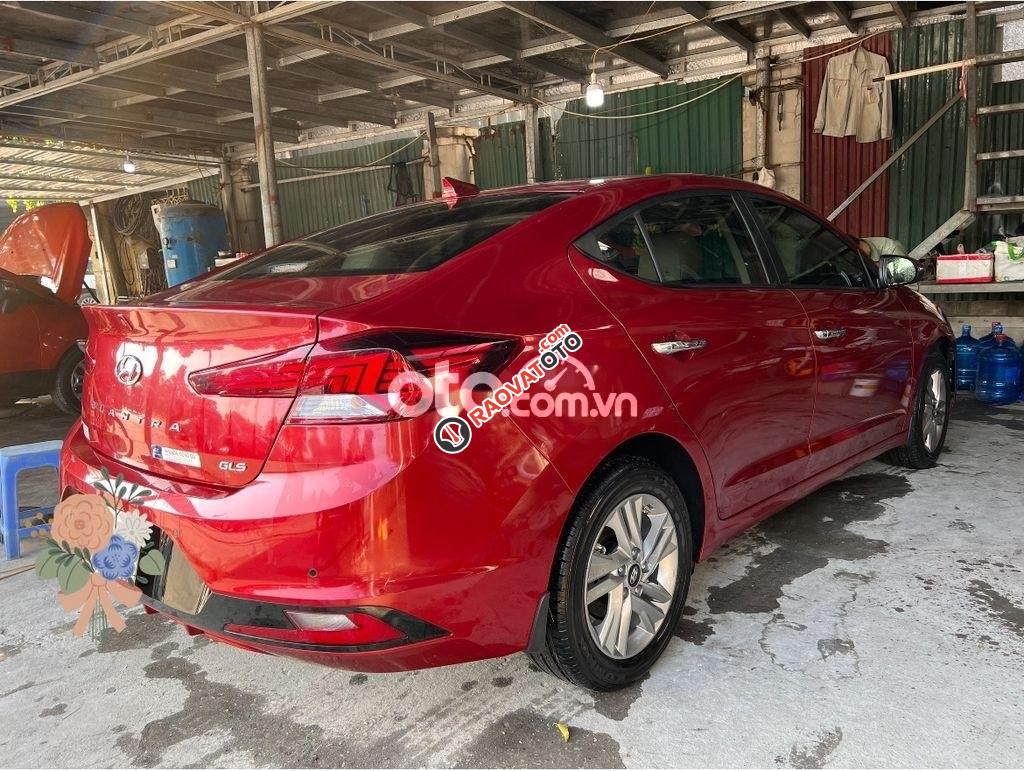 Xe Hyundai Elantra AT sản xuất 2020, màu đỏ, giá tốt-4