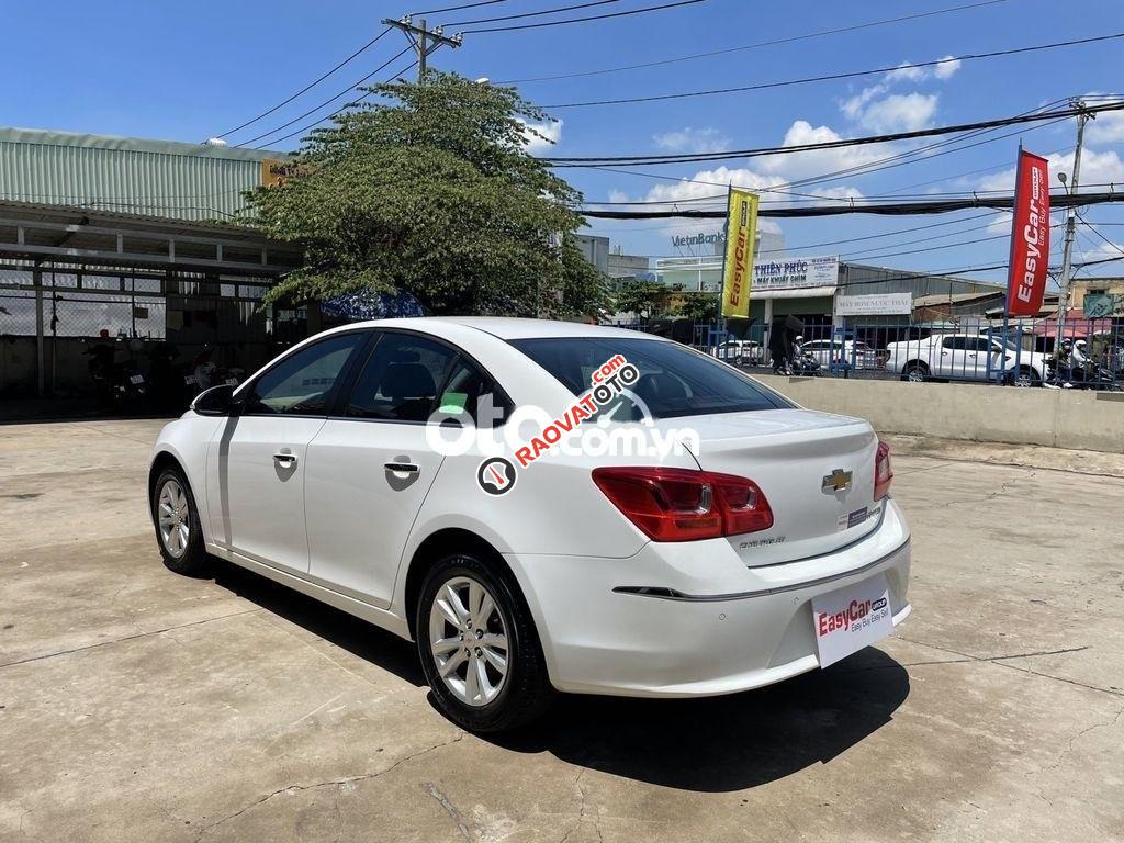 Cần bán Chevrolet Cruze MT sản xuất 2018, màu trắng, xe nhập-3