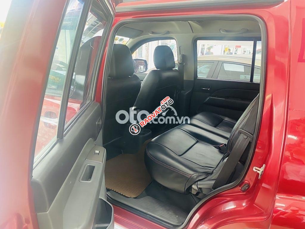 Cần bán Ford Everest MT sản xuất năm 2014, màu đỏ còn mới, giá tốt-9