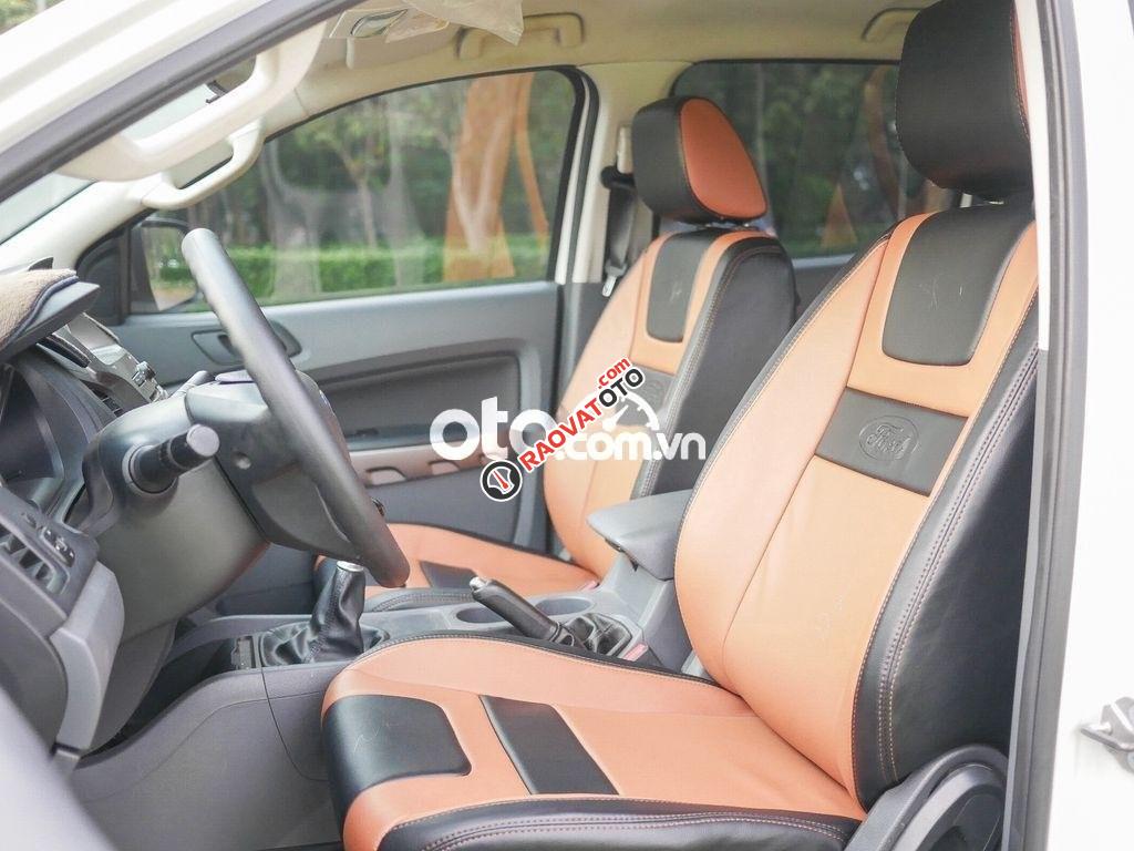 Bán Ford Ranger XLS MT năm 2017, màu trắng, xe nhập  -2