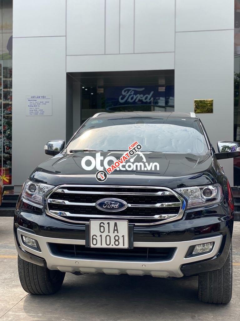 Cần bán gấp Ford Everest AT sản xuất 2019, màu đen, xe nhập còn mới-0