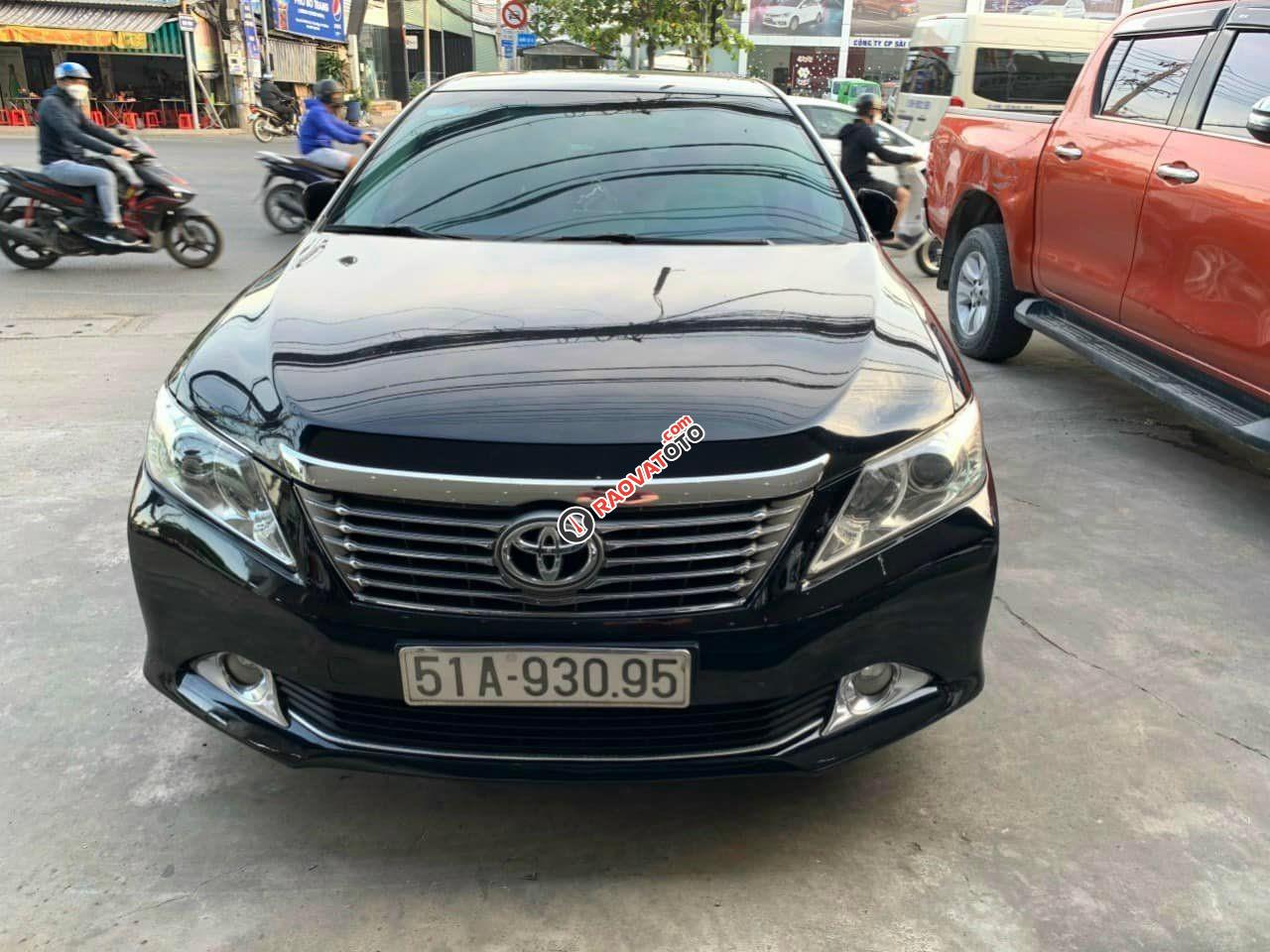 Cần bán Toyota Camry AT sản xuất năm 2014, màu đen giá cạnh tranh-4