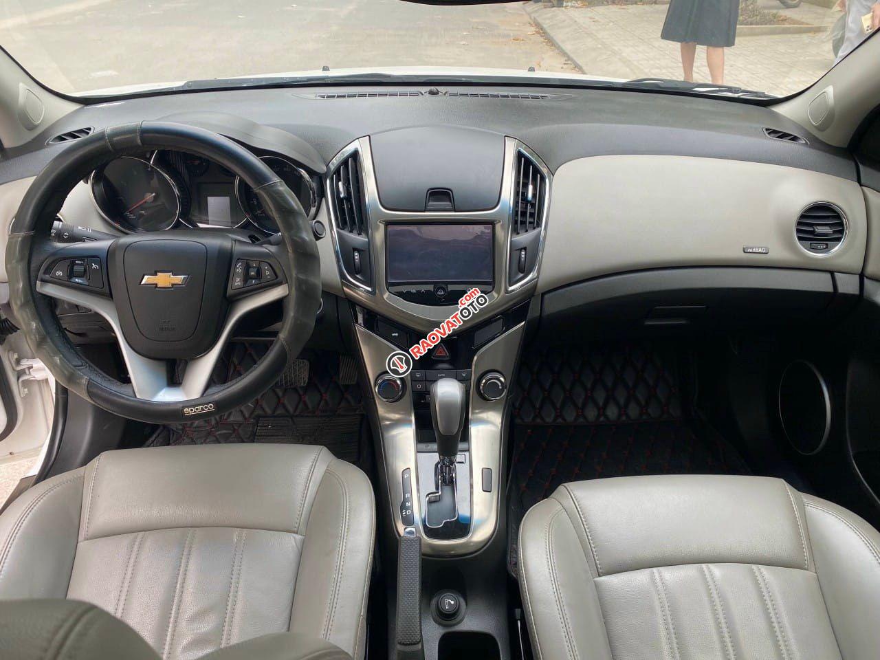 Bán ô tô Chevrolet Cruze LTZ 1.8 AT sản xuất 2016, màu trắng, giá 375tr-5