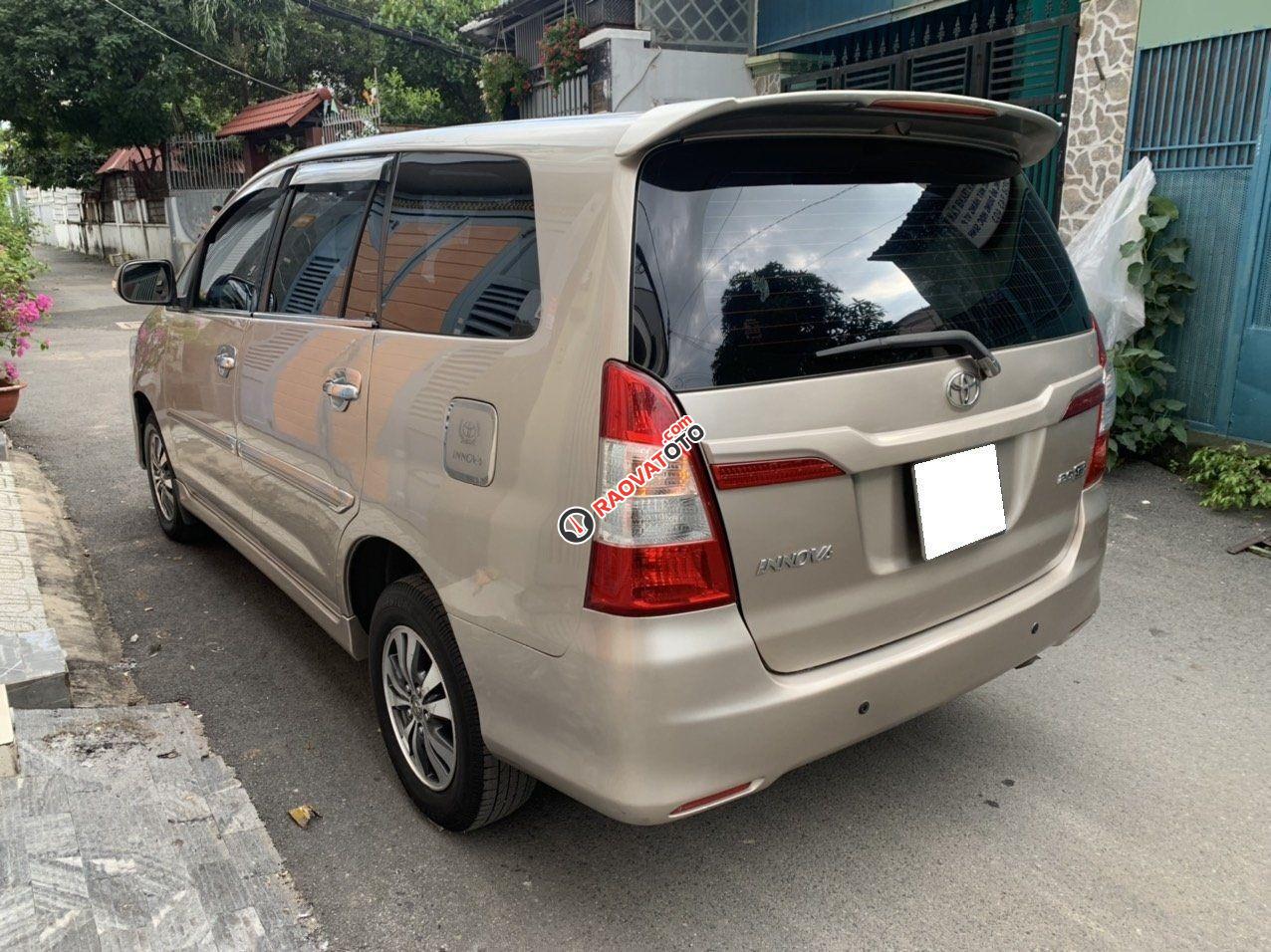 Toyota Innova 2016, số tự động G, màu vàng cát-3